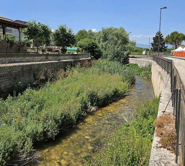 Terminati i lavori di pulizia di alcuni tratti del fiume Giovenco a Pescina