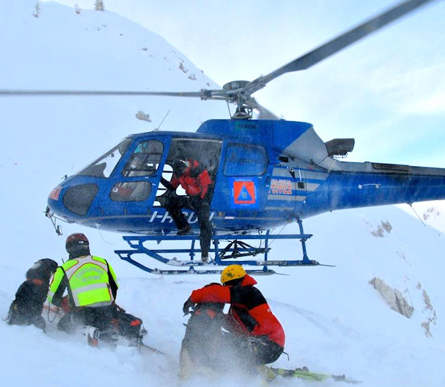 Strati ghiacciati in montagna, Soccorso Alpino: "Massima attenzione e attrezzatura adeguata, a partire dalle calzature"