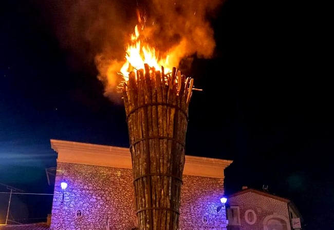 Un concorso fotografico per immortalare la secolare Festa di Sant'Antonio Abate di Collelongo