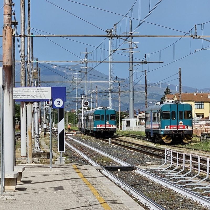 Collegamento ferroviario L'Aquila-Marsica