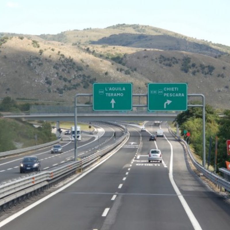 Autostrada_A24.jpg