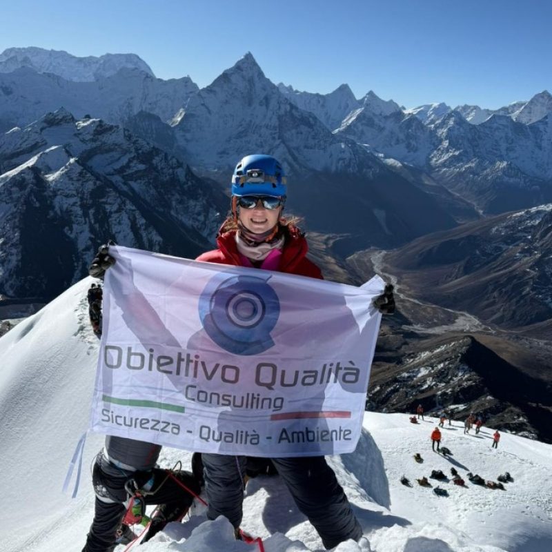 La giovane marsicana Dorinda Morgante conquista l’Himalaya e raggiunge le Vette dell’Everest