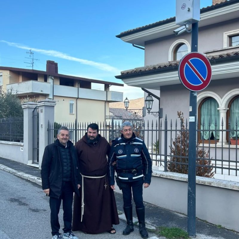 Nuova telecamera di videosorveglianza in via Lago di Scanno ad Avezzano per una maggiore sicurezza del Santuario della Madonna del Silenzio