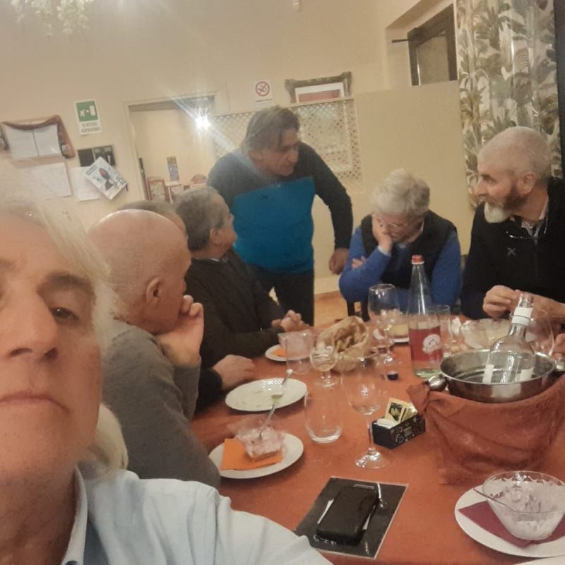 Dopo quasi 50 anni, reunion della 1ª B dell’ITIS Ettore Majorana di Avezzano: una cena tra ricordi, emozioni e amicizie ritrovate