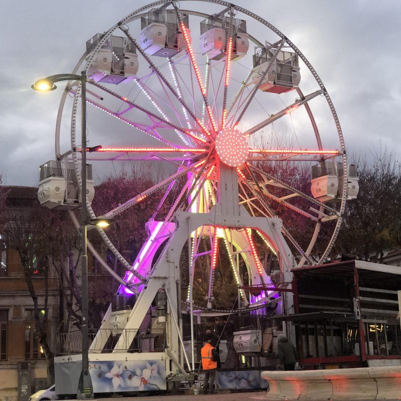 RUOTA PANORAMICA PIAZZA RISORGIMENTO NATALE 2024 (2)