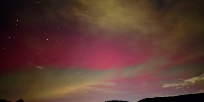 Aurora Boreale, spettacolari immagini dal Nord e dalla Marsica