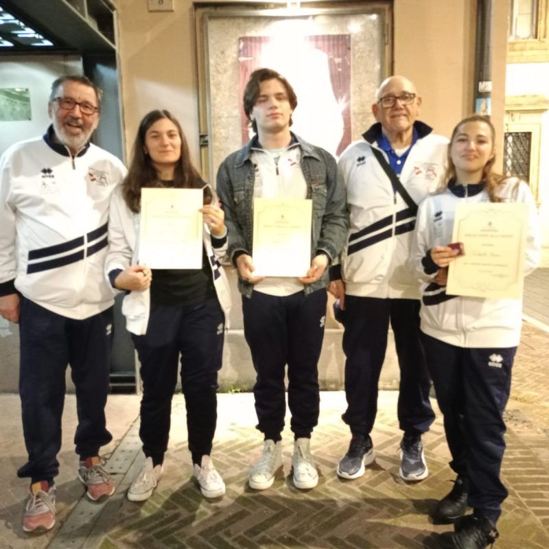 I giovani atleti avezzanesi Manuel, Miriam e Michelle Coccia ricevono il 'Giglio d’Oro allo Sport' per i Successi nel Judo