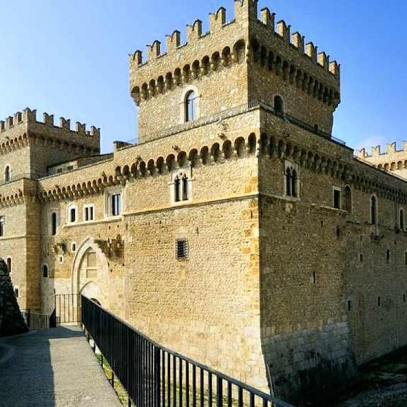 Castello Piccolomini di Celano: un fine settimana tra storia, cultura e teatro con ingressi gratuiti