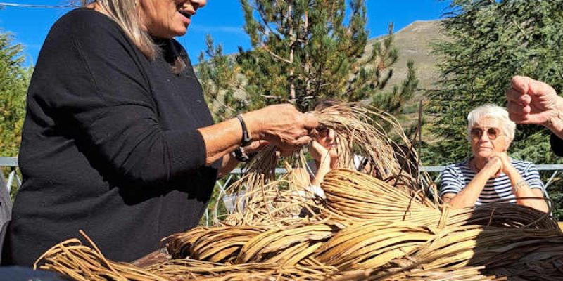 Il corso di cesteria incanta la Valle del Giovenco, grande successo all'interno di "Milonia"