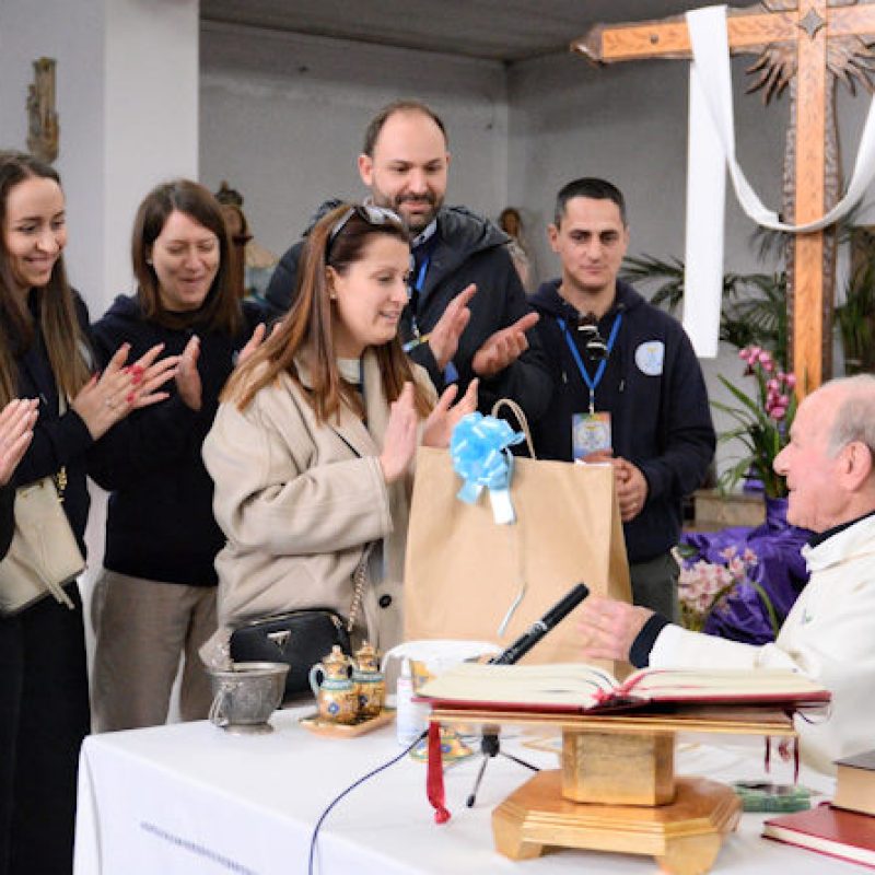 Roccavivi celebra San Giuseppe e omaggia don Peppino per i suoi 80 anni