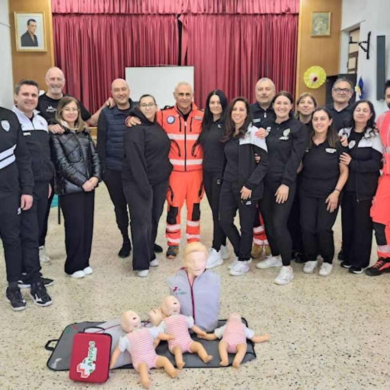 Comunità cardioprotetta: corso BLSD della Croce Verde Valle Roveto per 12 allenatori dell'A.S.D. Leonessa Avezzano Volley 2015