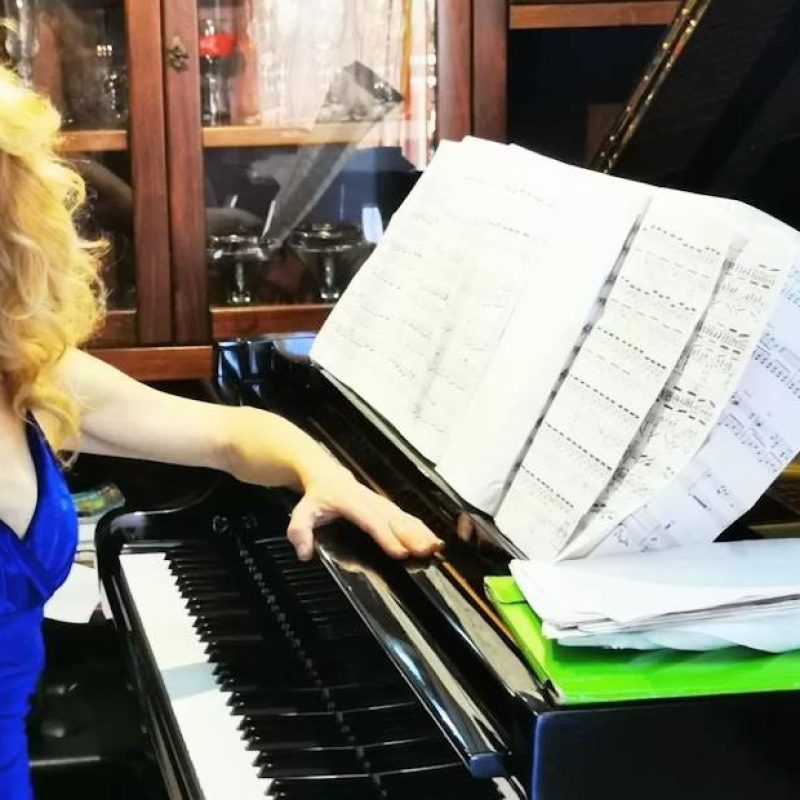 "Solo Piano": concerto di Maria Gabriella Castiglione a Gioia dei Marsi il 13 Giugno per i festeggiamenti in onore di S. Antonio da Padova|