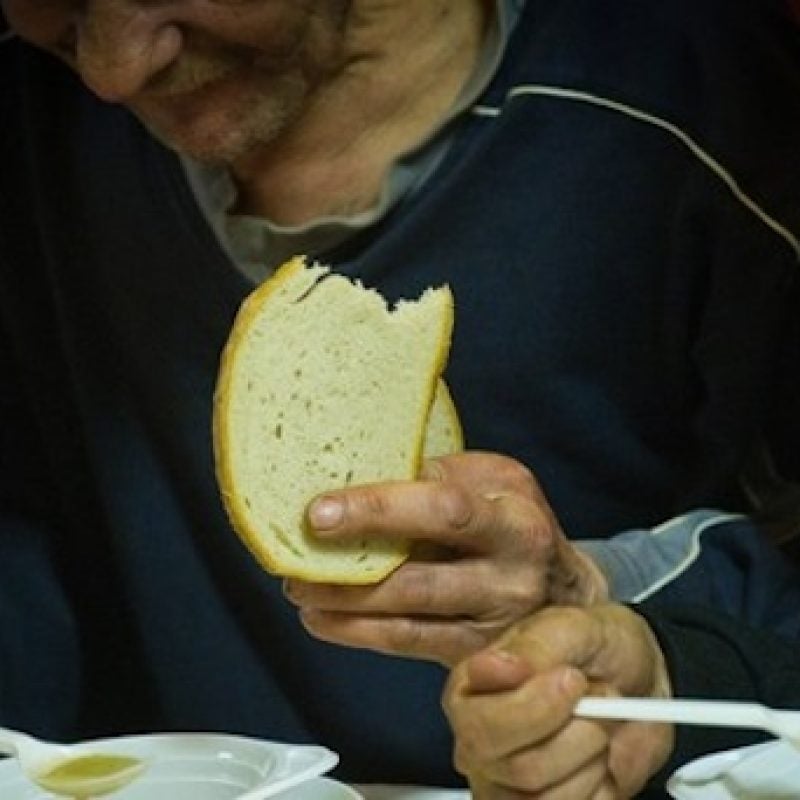 Regione Abruzzo stanzia 250 mila euro per aiuti alimentari a favore di senzatetto e persone in difficoltà