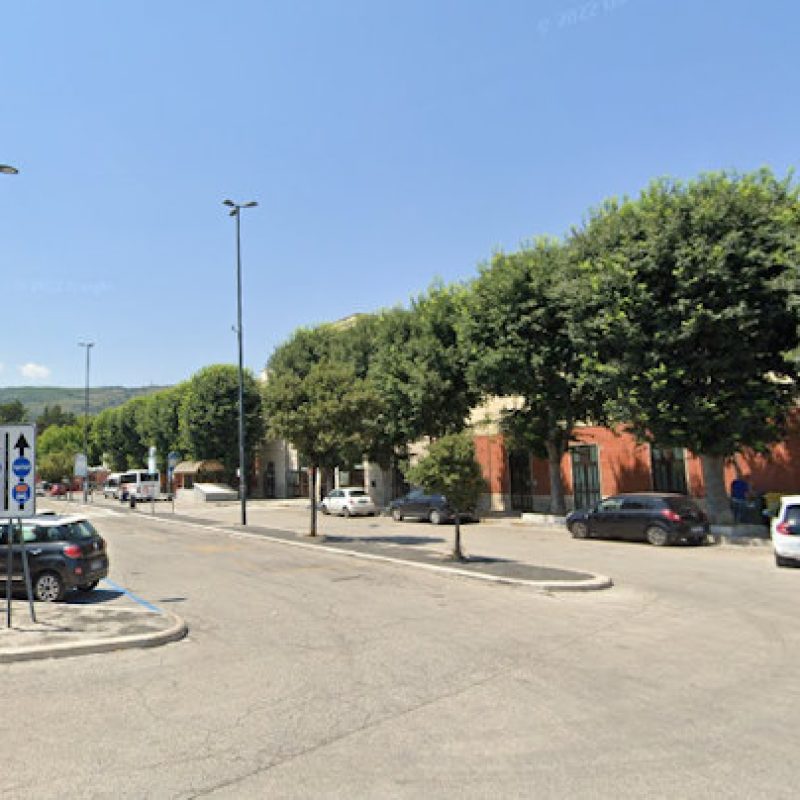 Dal 3 Febbraio solo i bus SCAV potranno sostare nella corsia centrale di Piazza Matteotti: obiettivo sicurezza e videosorveglianza efficiente