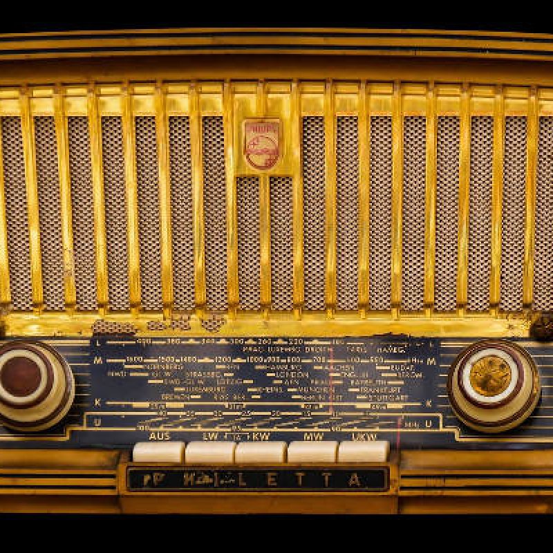 "Un secolo di radio", il 12 Ottobre Sante Marie celebra la storia della radio