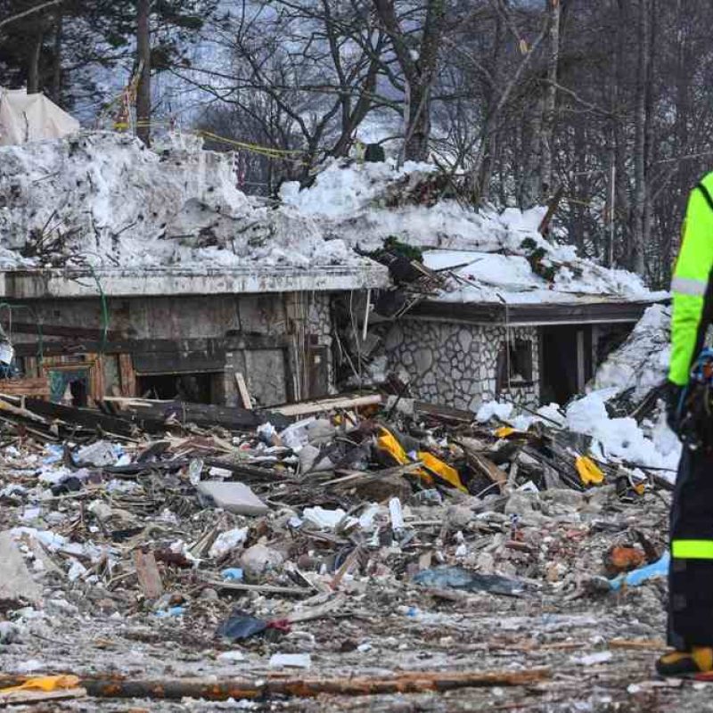 Tragedia di Rigopiano, l'attesa delle motivazioni della Cassazione si prolunga: cresce la preoccupazione per la prescrizione