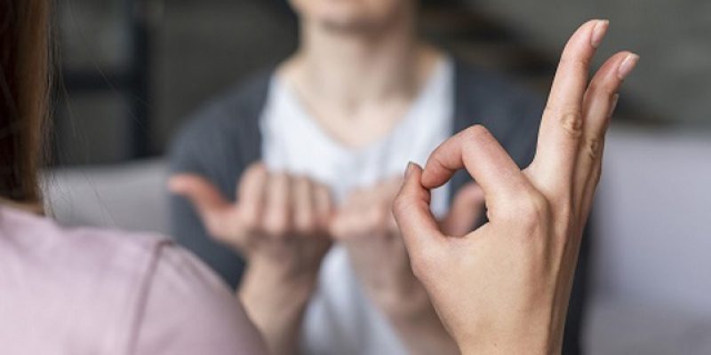 Regione Abruzzo: nasce il "Servizio Ponte" per abbattere le barriere comunicative dei sordi