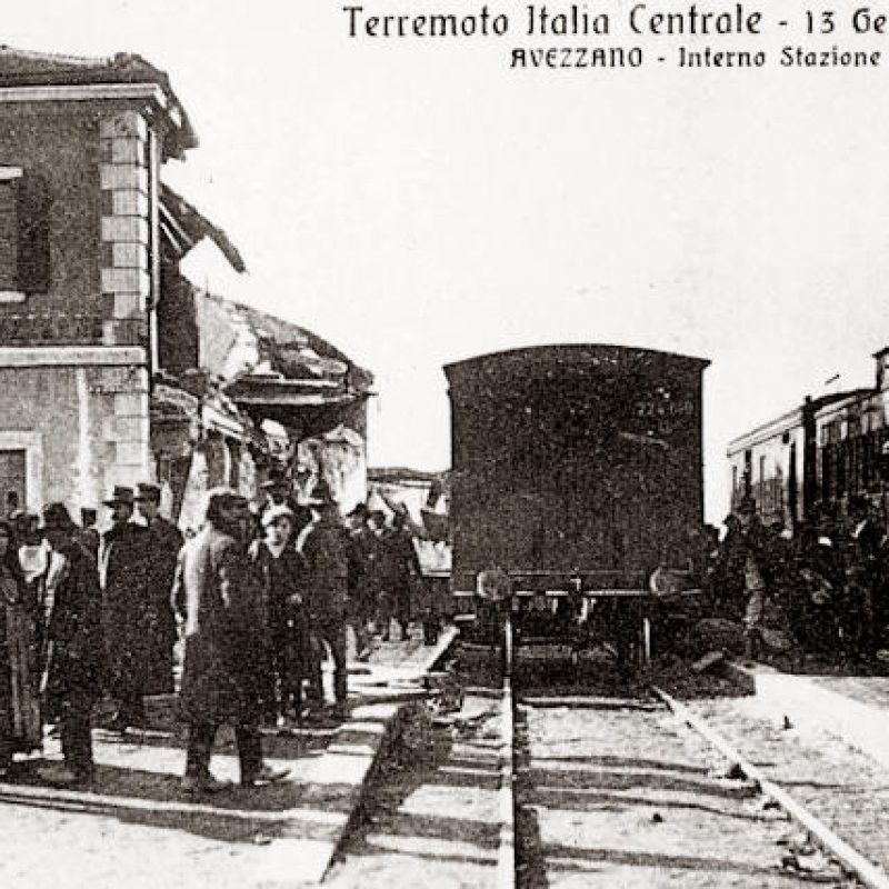 Da "Il Piccolo" di Trieste del 15 Gennaio 1915 la cronaca dell'arrivo dei primi due treni di feriti di Avezzano giunti a Roma dopo il terremoto