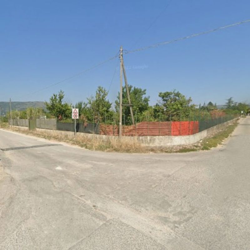 Installazione dissuasori di velocità in prossimità dell'incrocio tra via Sant'Andrea e via Buonarroti a Avezzano