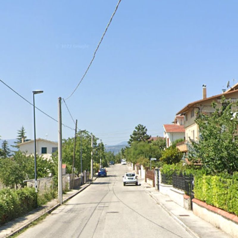 Saranno installate bande trasversali in via Muro Antico a Paterno per limitare la velocità dei veicoli